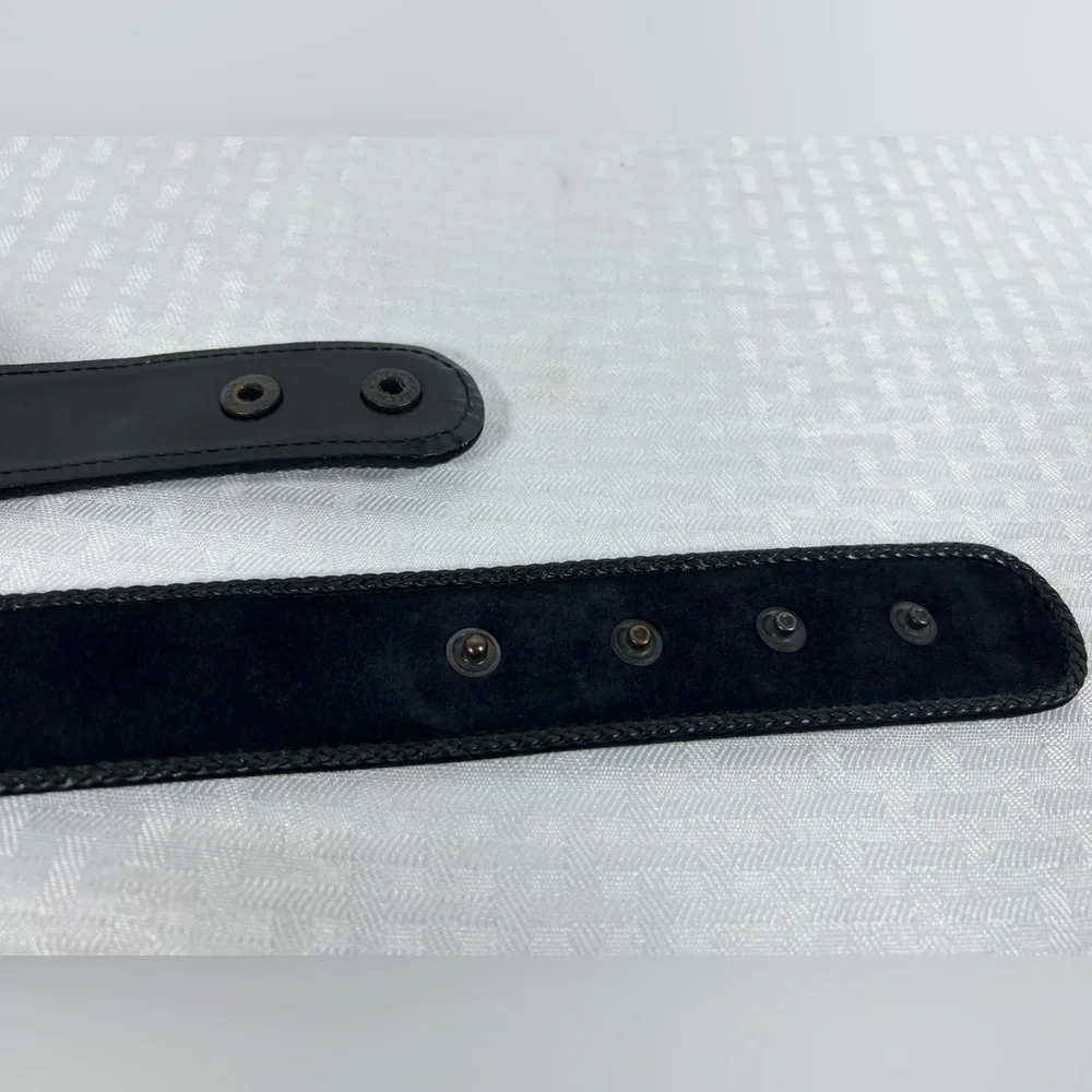 Salvatore Ferragamo Black Leather Belt Made in Italy Size 32” in total